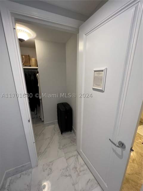 1435 Brickell Ave 3307, Miami FL - photo 23 of 77