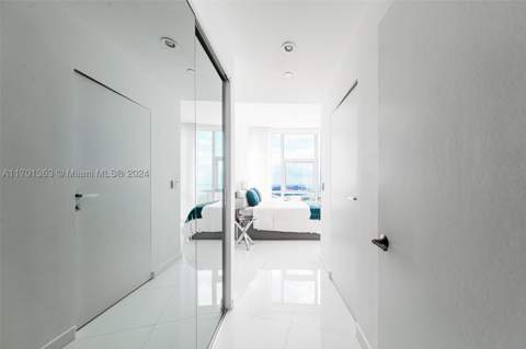 851 NE 1st Ave 2111, Miami FL - photo 16 of 53