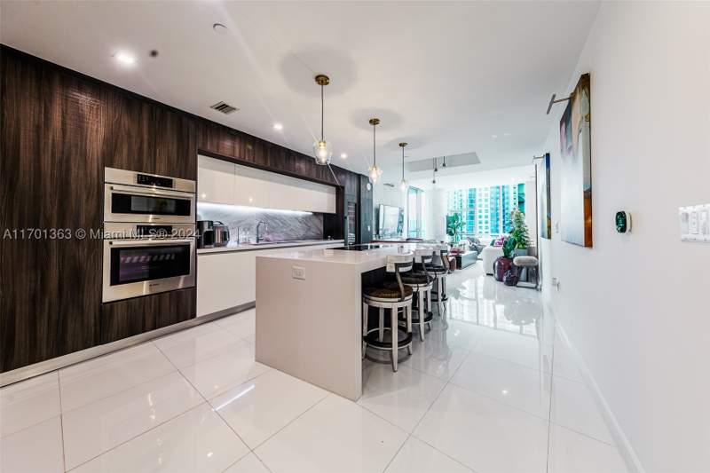 4 bedroom Condominium at 851 NE 1st Ave 2111, Paramount Miami Worldcent, Miami — photo 5