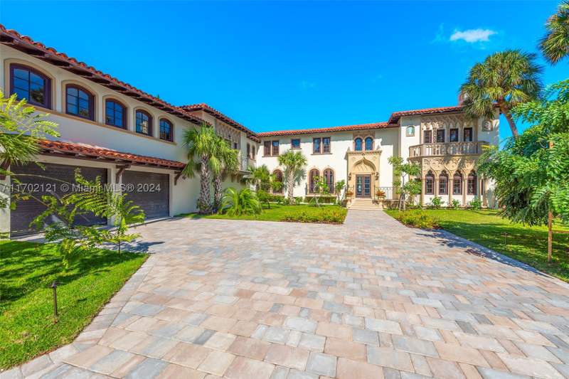 8 bedroom SingleFamilyResidence at 49 Palm Ave, Palm Island, Miami Beach — photo 5