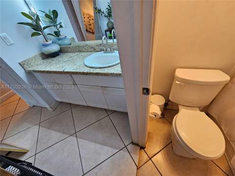 1559 Michigan Ave 104, Miami Beach FL - photo 11 of 14