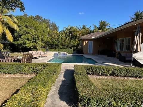 10601 SW 128th St, Miami FL - photo 7 of 30