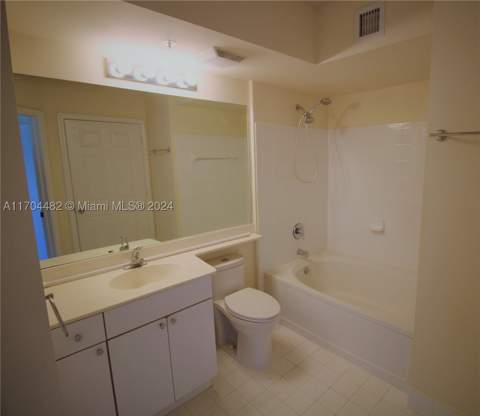 17150 N Bay Rd 2612, Sunny Isles Beach FL - photo 24 of 26