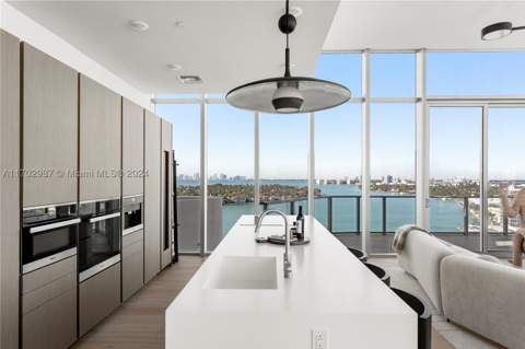 6800 Indian Creek Dr Ph2, Miami Beach FL - photo 13 of 49