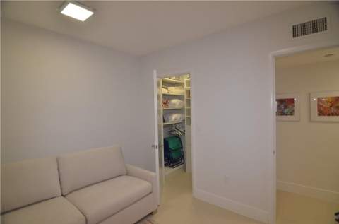 19355 Turnberry Way 7-L, Aventura FL - photo 24 of 39