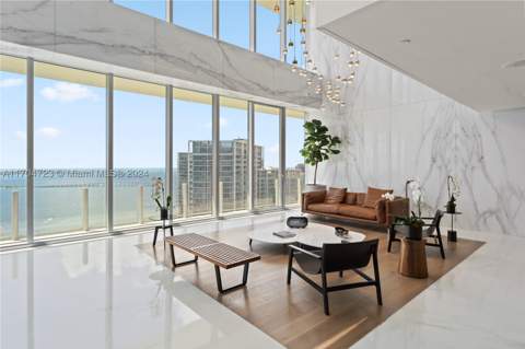 300 Biscayne Blvd Way 5209, Miami FL - photo 23 of 42