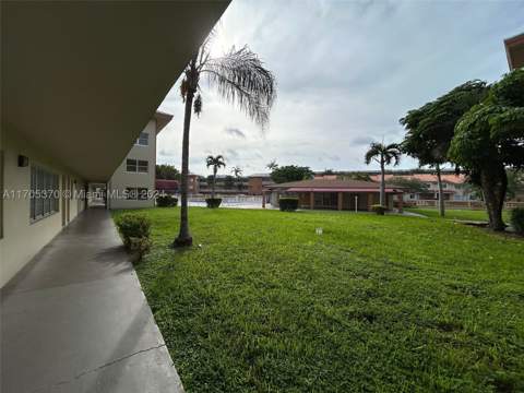 11855 NE 19th Dr 8, North Miami FL - photo 15 of 22