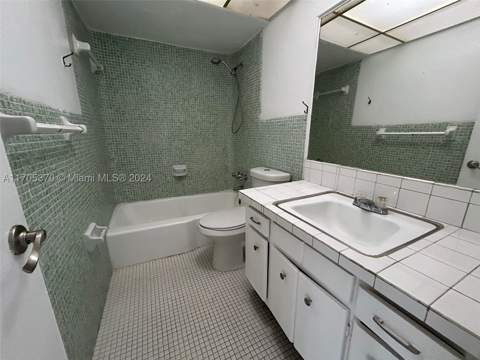 11855 NE 19th Dr 8, North Miami FL - photo 9 of 22
