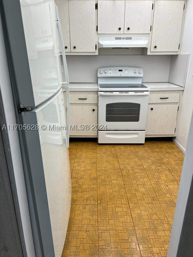 1 bedroom Condominium at 15600 NW 7th Ave 821, Parkway Towers Bldg 1 Con, Miami — photo 3