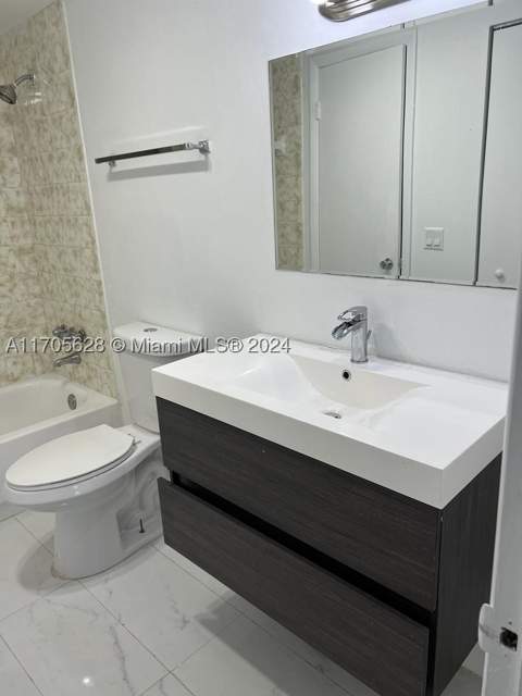 15600 NW 7th Ave 821, Miami FL - photo 9 of 11