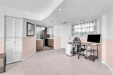 1881 Washington Ave 16H, Miami Beach FL - photo 15 of 58