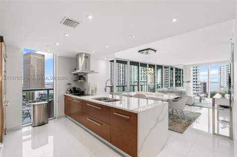 495 Brickell Ave 1702, Miami FL - photo 6 of 61