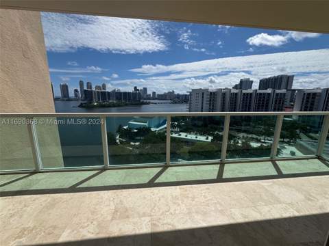 3330 NE 190 St 1215, Aventura FL - photo 24 of 35