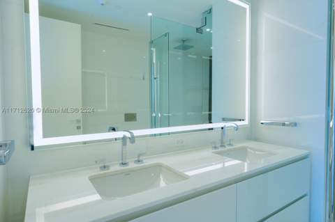 300 Biscayne Boulevard Way 1806, Miami FL - photo 23 of 55