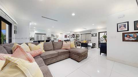 27200 SW 162nd Ave, Homestead FL - photo 8 of 47