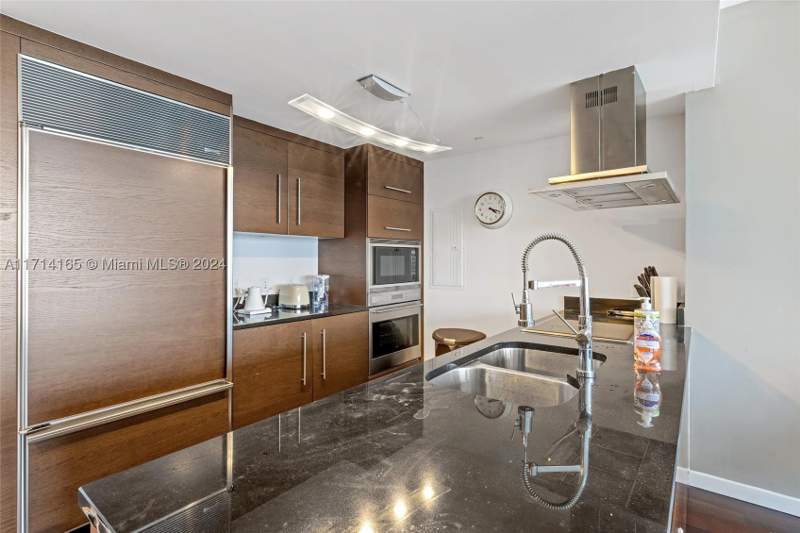 2 bedroom Condominium at 495 Brickell Ave 4805, Icon Brickell No Two, Miami — photo 4