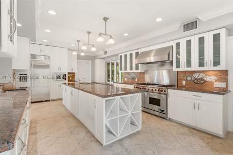 11 E Rivo Alto Dr, Miami Beach FL - photo 19 of 43