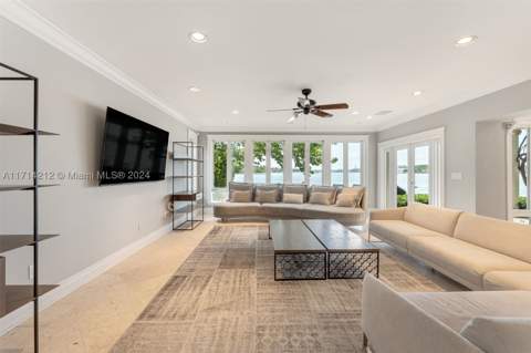 11 E Rivo Alto Dr, Miami Beach FL - photo 21 of 43