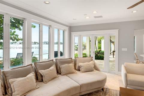 11 E Rivo Alto Dr, Miami Beach FL - photo 22 of 43