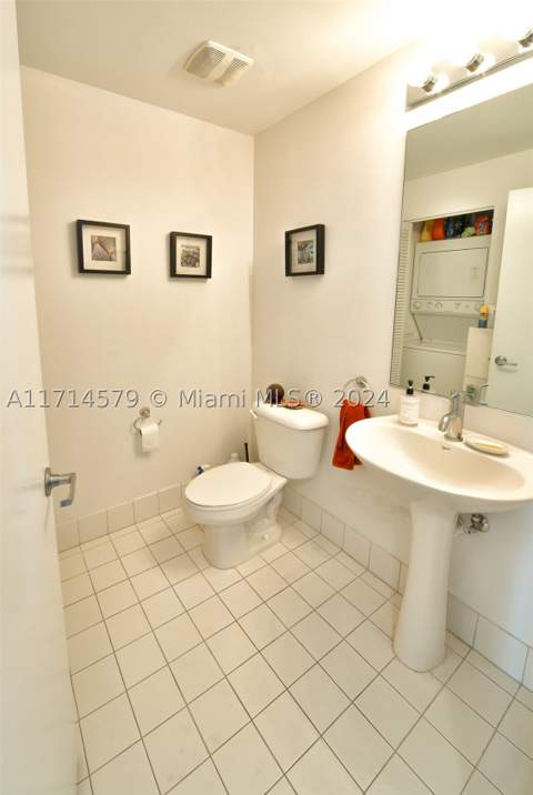 888 Biscayne Blvd 2511, Miami FL - photo 11 of 26