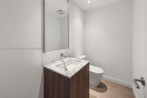 500 Alton Rd 908, Miami Beach FL - photo 24 of 28