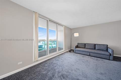 2301 Collins Ave 1030, Miami Beach FL - photo 10 of 33