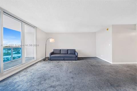 2301 Collins Ave 1030, Miami Beach FL - photo 9 of 33