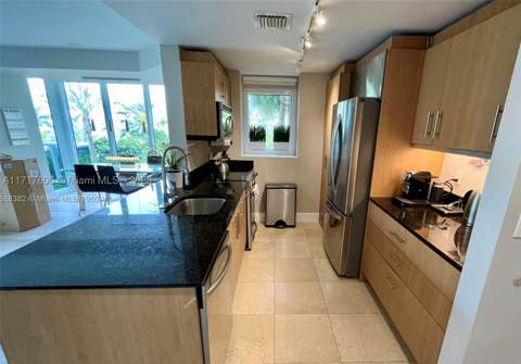 10275 Collins Ave 331, Bal Harbour FL - photo 8 of 15