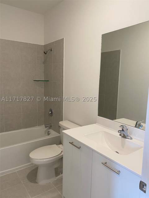 12623 NW 24th Ave 12623, Miami FL - photo 8 of 21