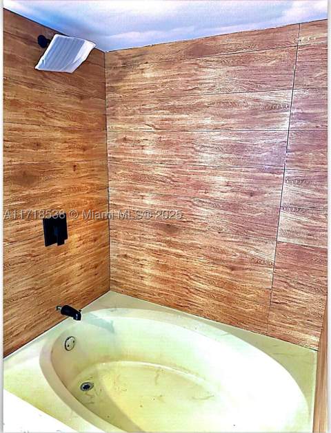 20840 San Simeon Way 305, Miami FL - photo 11 of 19