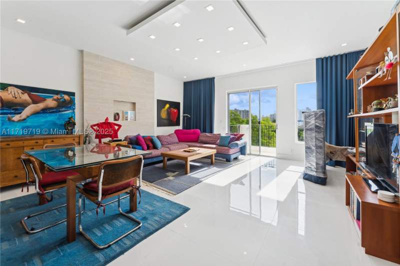 3 bedroom Condominium at 3700 Island Blvd Cph03, Mediterranean Village Con, Aventura — photo 4