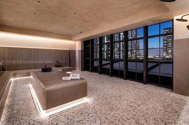 0 bedroom Condominium at 159 NE 6 3912, Nattivo, Miami — photo 5