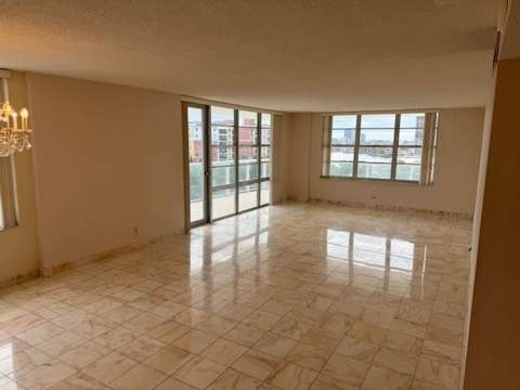 230 174th Street 814, Sunny Isles Beach FL - photo 12 of 26