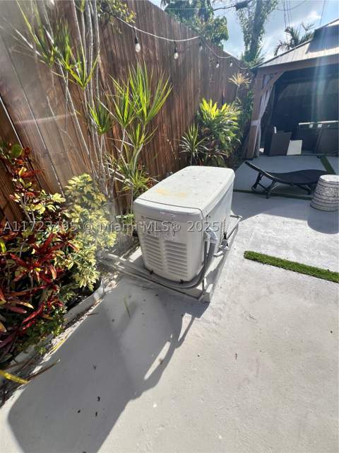 7549 Adventure Ave, North Bay Village FL - photo 19 of 88