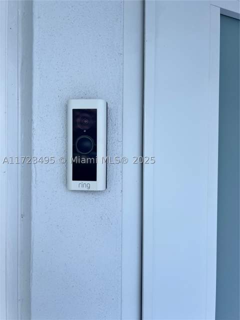 7549 Adventure Ave, North Bay Village FL - photo 6 of 88