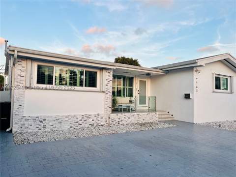 7549 Adventure Ave, North Bay Village FL - photo 8 of 88