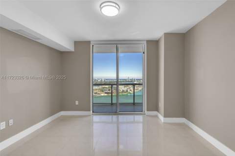 50 Biscayne Blvd 4208, Miami FL - photo 16 of 41