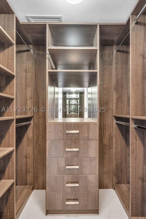50 Biscayne Blvd 4208, Miami FL - photo 23 of 41