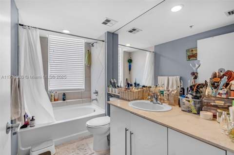 325 S Biscayne Blvd 3726, Miami FL - photo 21 of 30