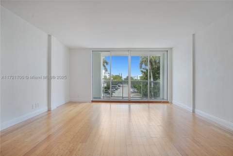 9381 E Bay Harbor Dr 301N, Bay Harbor Islands FL - photo 19 of 34