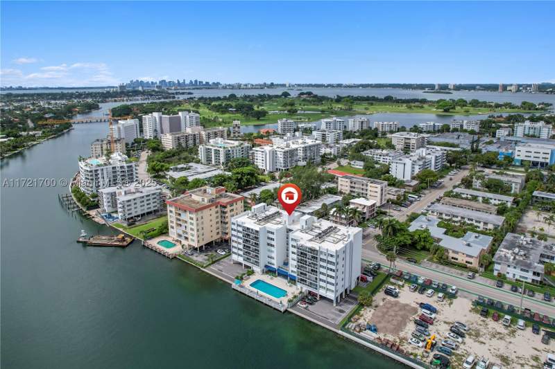 1 bedroom Condominium at 9381 E Bay Harbor Dr 301N, London Towers, Bay Harbor Islands — photo 5