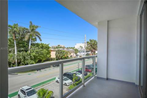 9381 E Bay Harbor Dr 401N, Bay Harbor Islands FL - photo 16 of 29
