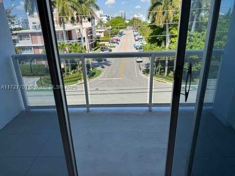 9381 E Bay Harbor Dr 401N, Bay Harbor Islands FL - photo 19 of 29