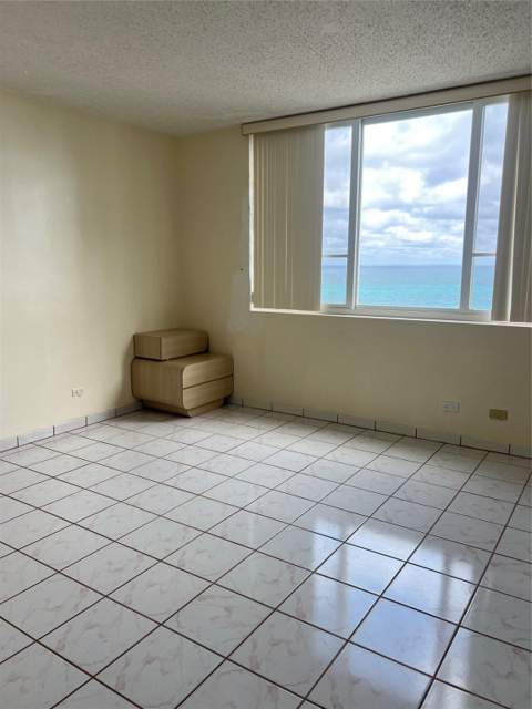 5005 Collins Avenue 1210, Miami Beach FL - photo 13 of 18
