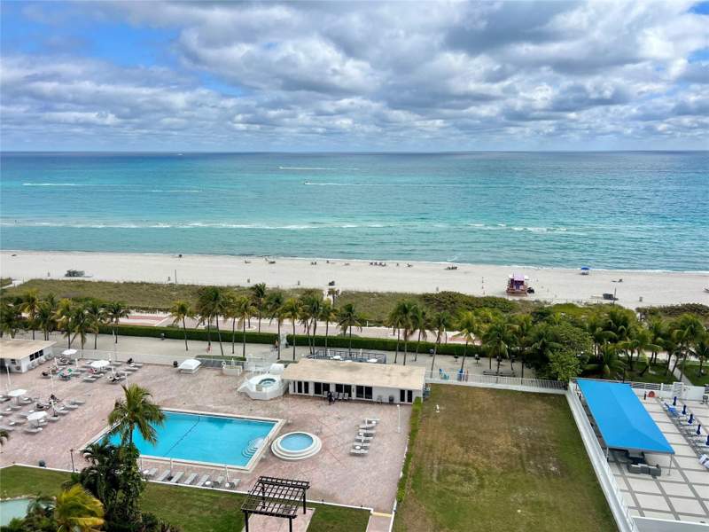 3 bedroom Condominium at 5005 Collins Avenue 1210, The Carriage Club North, Miami Beach — photo 5
