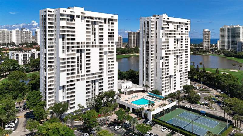 3 bedroom Condominium at 20225 NE 34th Ct 817, Delvista Towers Condo, Aventura — photo 2