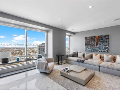 1425 Brickell Ave 52BC, Miami FL - photo 15 of 72