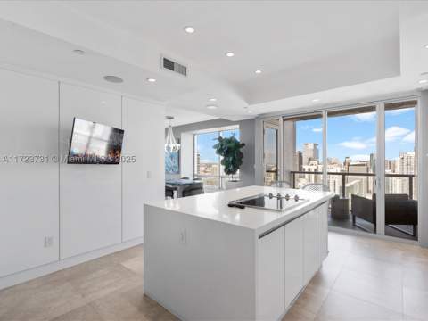1425 Brickell Ave 52BC, Miami FL - photo 18 of 72