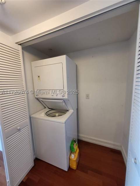 31 SE 5th St 2409, Miami FL - photo 10 of 11