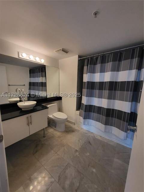 31 SE 5th St 2409, Miami FL - photo 7 of 11